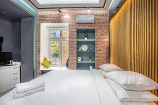 Апартаменты Luxury Urban Lofts Across Baseina & Arena Киев Номер Делюкс-14